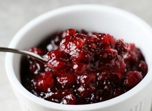SavorySweetLife Cranberry Sauce
