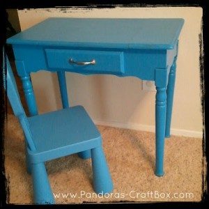 finisheddeskwithchair