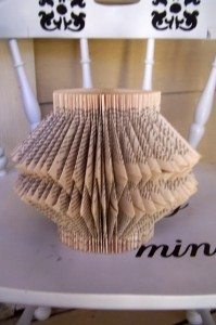 Recycled book folding (4)
