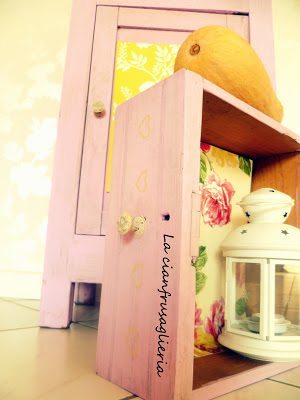 Shabby Chic Bedside Table Makeover (4)
