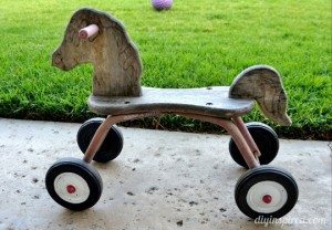 radio-flyer-horse (540x376)