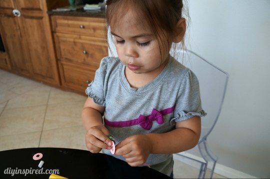 recycled-straw-necklace-craft (6) (540x359)