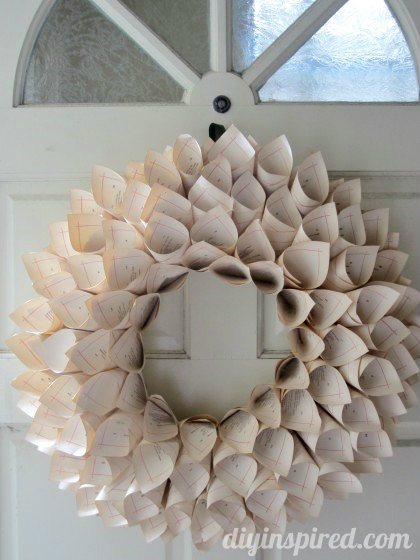recycled-book-page-wreath-tutorial (1)