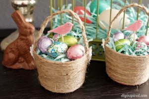 http://www.diyinspired.com/wp-content/uploads/2015/02/DIY-Mini-Easter-Baskets-300x199.jpg