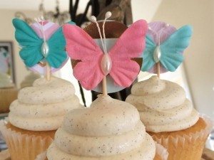 http://www.diyinspired.com/wp-content/uploads/2016/04/Easy-Butterfly-Cupcake-Toppers-for-a-Birthday-300x225.jpg