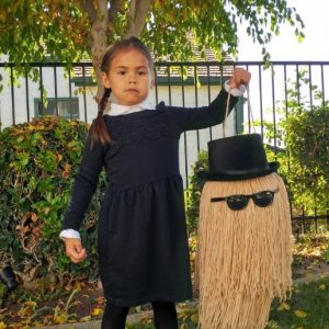 cousin-it-addams-family-halloween-trick-or-treat-pail