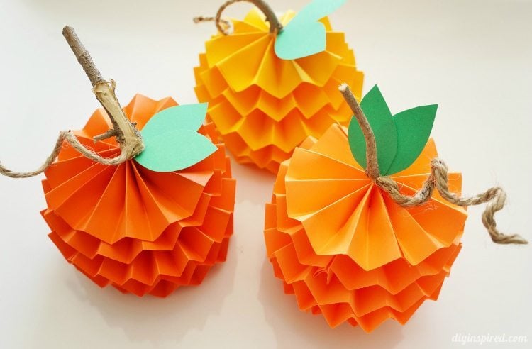https://www.diyinspired.com/how-to-make-paper-pumpkins-for-fall/